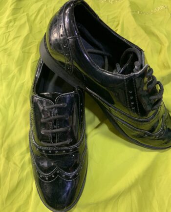 Black patent leather brogue shoes - Size 35/36