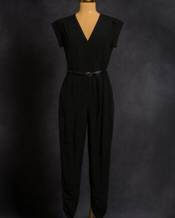 Black jumpsuit with a V-neckline - Size 12